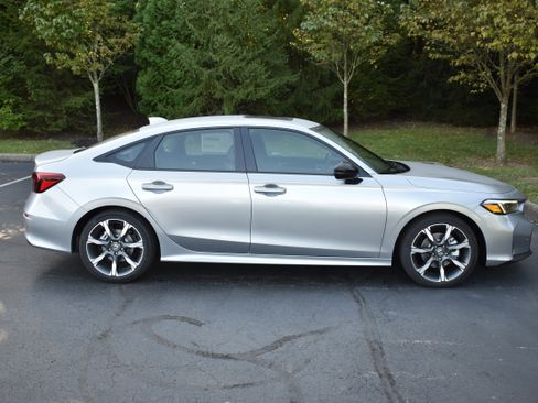 Used 2026 Honda Civic Sport Touring image 8