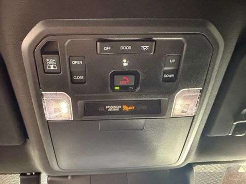 Used 2025 Toyota Tacoma TRD Pro AWD/4WD image 17