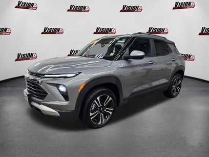 Used 2025 Chevrolet TrailBlazer LT w/ Convenience Package