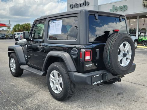 Used 2020 Jeep Wrangler Sport AWD/4WD image 5