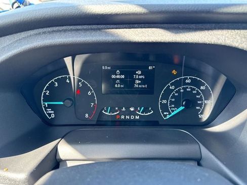 New 2025 Ford Transit 250 148 Medium Roof image 15