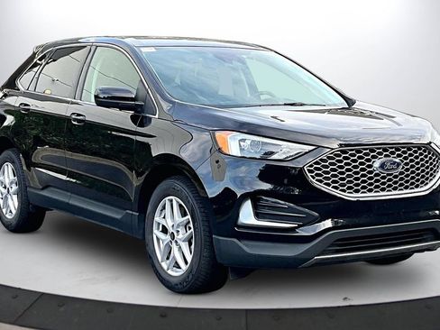 Used 2024 Ford Edge SEL AWD/4WD image 2