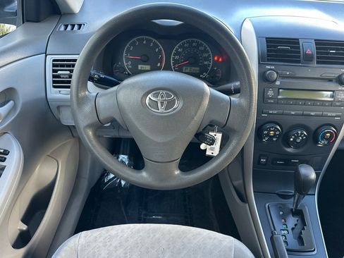 Used 2009 Toyota Corolla LE FWD image 16