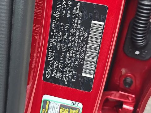 Certified 2025 Hyundai Elantra Sport FWD image 42
