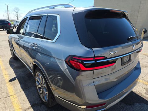 Used 2023 BMW X7 xDrive40i w/ Premium Package image 8