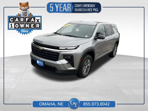 Used 2024 Chevrolet Traverse LS AWD/4WD image 1