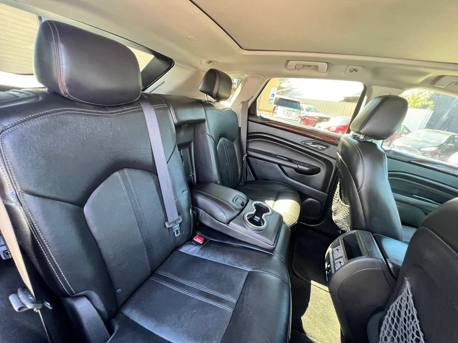Used 2014 Cadillac SRX Luxury w/ Driver Awareness Package FWD image 24