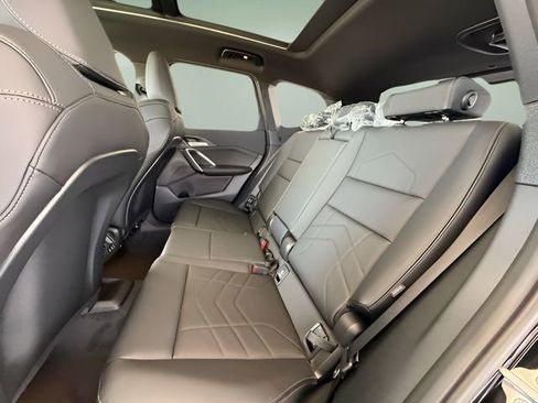 Used 2026 BMW X1 xDrive28i w/ Technology Package image 22