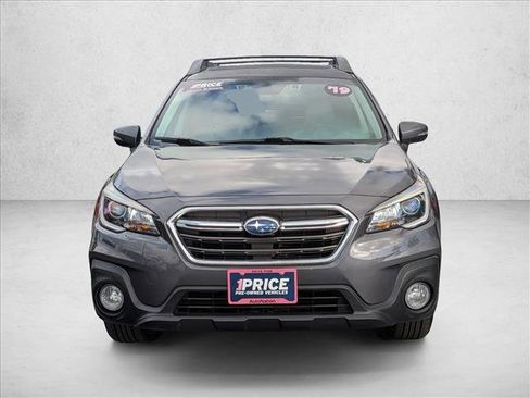 Used 2019 Subaru Outback 2.5i Premium w/ Popular Package #2 AWD/4WD image 2