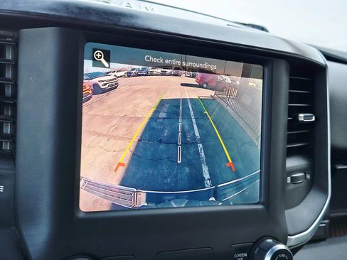 Used 2019 RAM 1500 Big Horn image 28