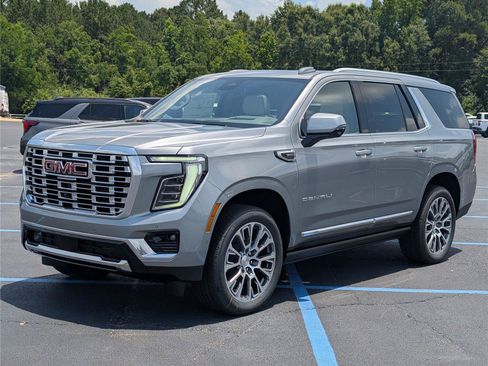 New 2026 GMC Yukon Denali w/ Sun & Power Step Package RWD image 24