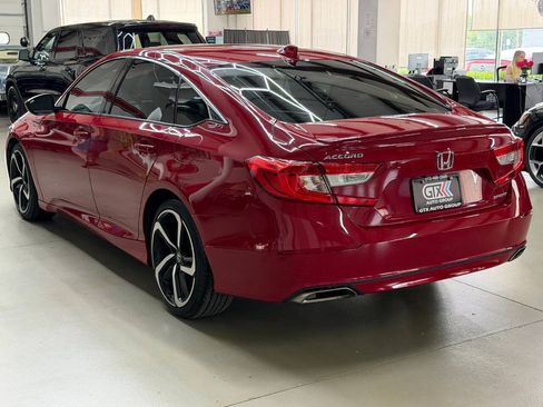 Used 2018 Honda Accord Sport image 4