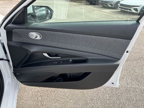 New 2026 Hyundai Elantra Limited image 14
