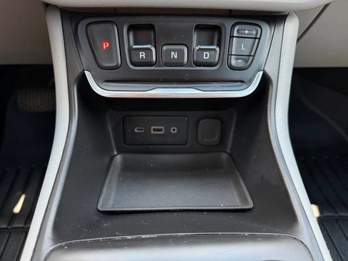 Used 2020 GMC Terrain SLE FWD image 20