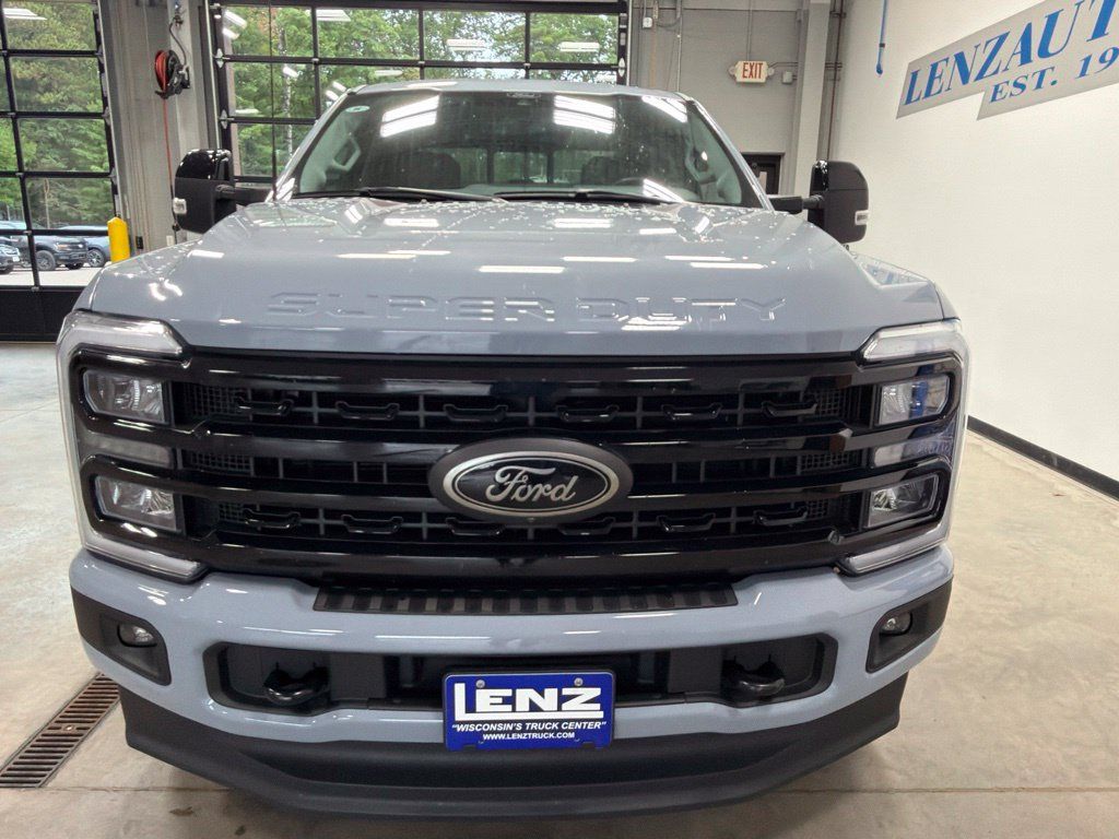 Used 2024 Ford F250 Lariat w/ Black Appearance Package AWD/4WD image 3