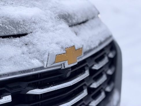 Used 2025 Chevrolet Equinox LT image 28