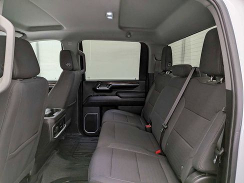 Used 2024 GMC Sierra 3500 SLE w/ SLE Value Package image 21