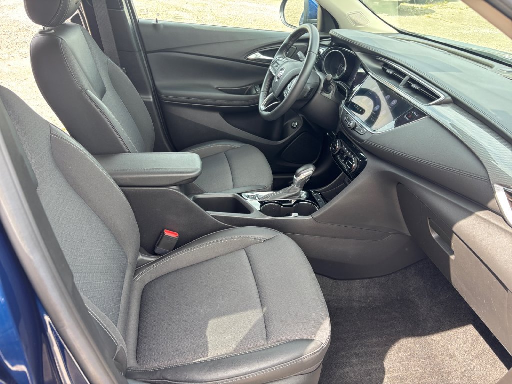 Used 2023 Buick Encore GX Select FWD image 33