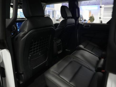 New 2025 Ford Bronco Badlands image 11