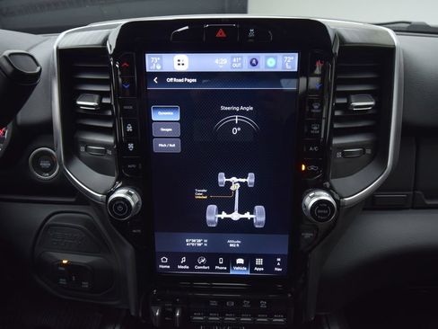 New 2026 RAM 2500 Big Horn AWD/4WD image 21