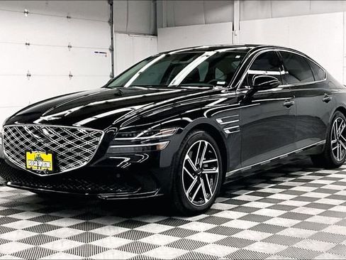 Used 2025 Genesis G80 2.5T Advanced AWD/4WD image 11
