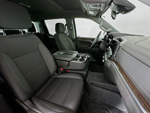 Used 2025 GMC Sierra 1500 Elevation image 30