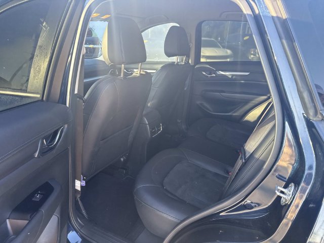 Used 2021 MAZDA CX-5 Touring FWD image 6