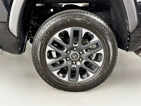 Used 2023 Toyota Tundra Limited AWD/4WD image 32