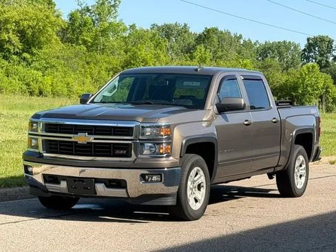 Used 2015 Chevrolet Silverado 1500 LT w/ All Star Edition AWD/4WD image 4