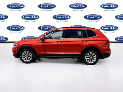 Used 2018 Volkswagen Tiguan SE w/ Panoramic Sunroof Package AWD/4WD image 4
