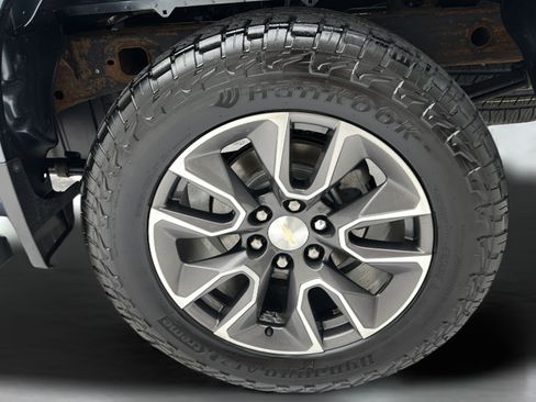 Used 2020 Chevrolet Silverado 1500 LT w/ All-Star Edition AWD/4WD image 11
