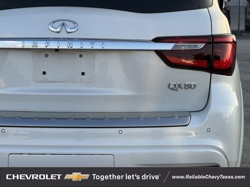 Used 2023 INFINITI QX80 Luxe w/ Cargo Package AWD/4WD image 6