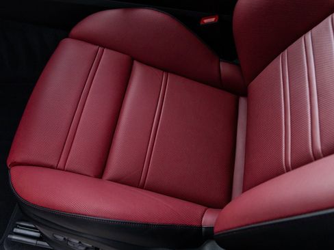 New 2026 Porsche Cayenne S image 29