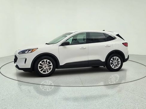 Used 2022 Ford Escape SE FWD image 3