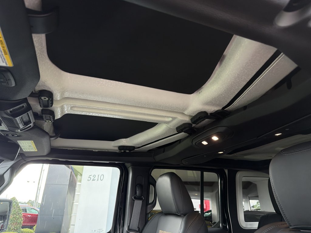 Used 2025 Jeep Wrangler Unlimited Rubicon 392 AWD/4WD image 21