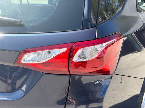 Used 2019 Chevrolet Equinox LS image 27