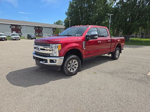 Used 2017 Ford F250 Lariat w/ Chrome Package AWD/4WD image 3