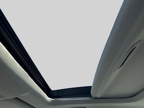 Used 2023 Honda Accord EX image 12