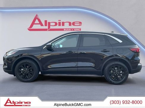Used 2023 Ford Escape Active image 2