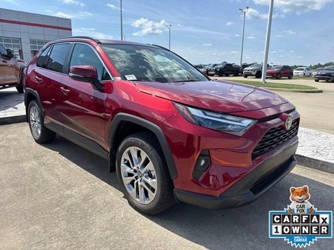 Used 2025 Toyota RAV4 XLE Premium w/ Weather Package AWD/4WD image 12