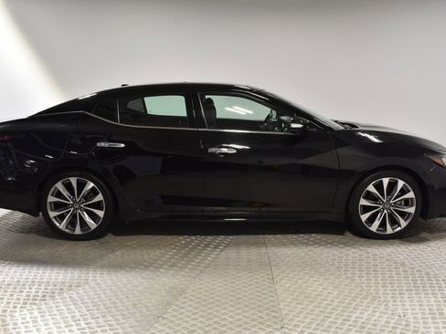 Used 2021 Nissan Maxima Platinum w/ Sport Mat Group image 10