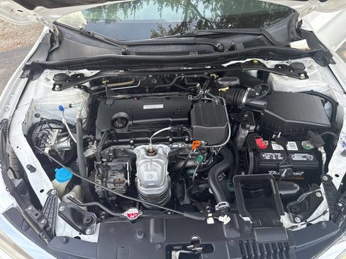 Used 2017 Honda Accord Sport image 23