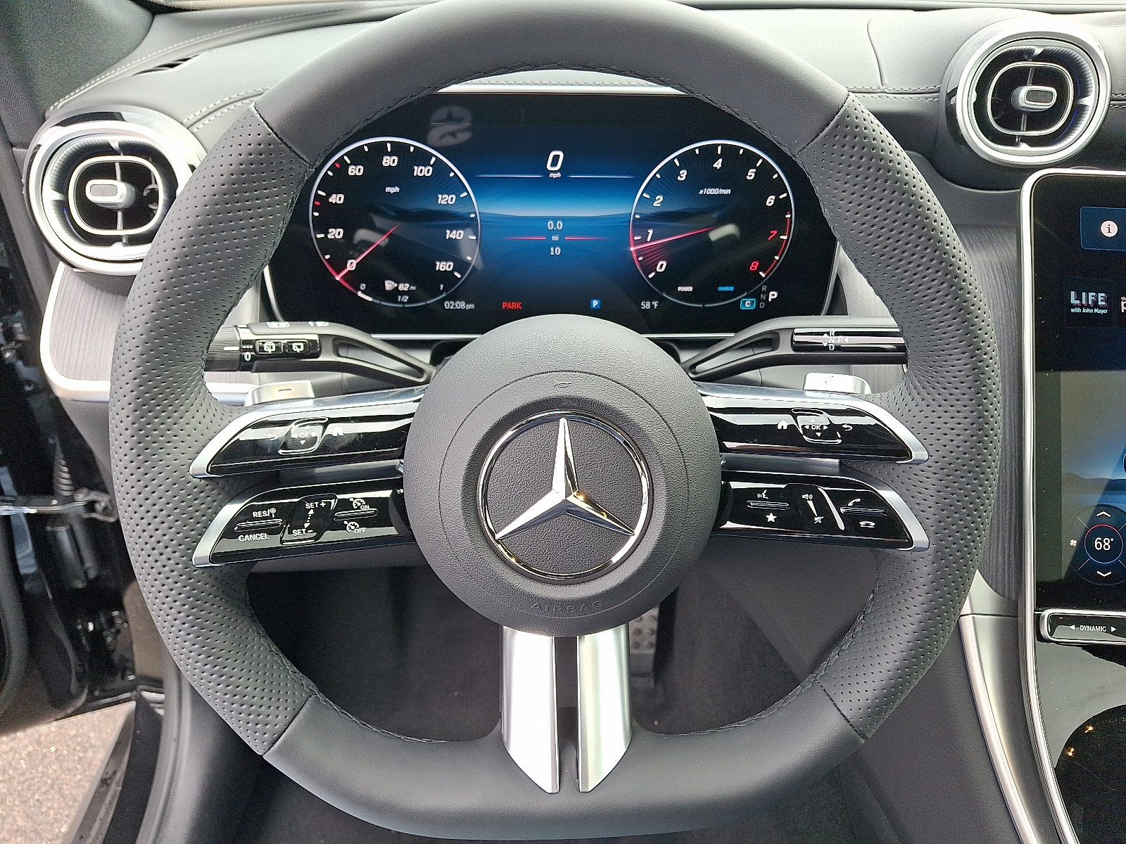 New 2026 Mercedes-Benz GLC 300 4MATIC image 17