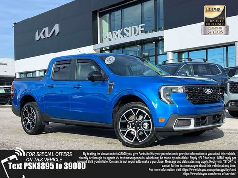 Used 2025 Ford Maverick Lariat image 1