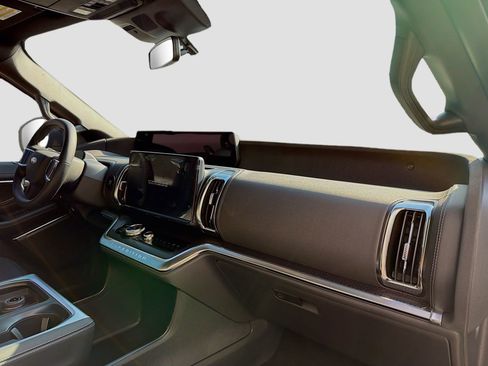 New 2026 Ford Expedition Platinum w/ Stealth Appearance Package image 11