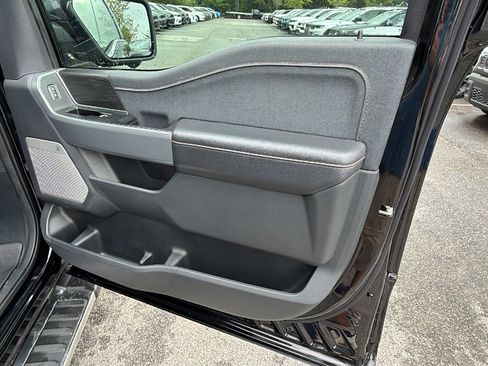 Used 2025 Ford F150 Lariat w/ Equipment Group 502A High AWD/4WD image 18