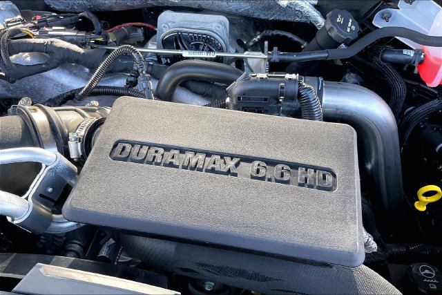 Used 2024 GMC Sierra 3500 Denali Ultimate AWD/4WD image 32