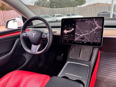 Used 2023 Tesla Model Y Long Range AWD/4WD image 8