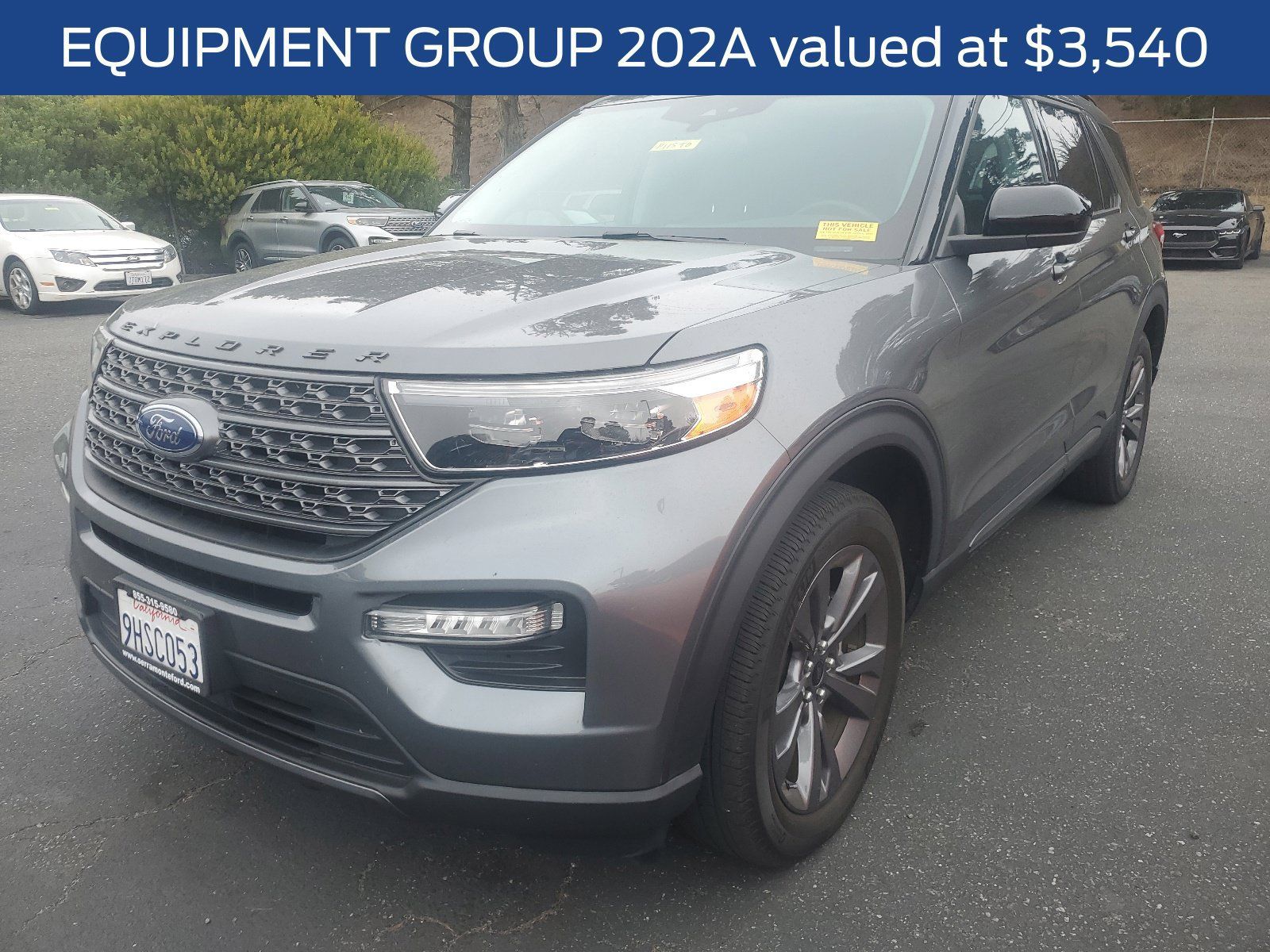 Used 2023 Ford Explorer XLT w/ Equipment Group 202A AWD/4WD image 4
