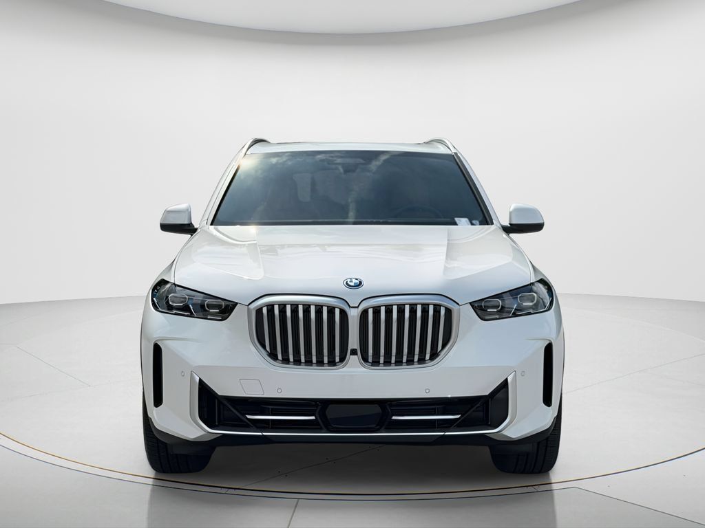 New 2026 BMW X5 xDrive50e AWD/4WD image 2